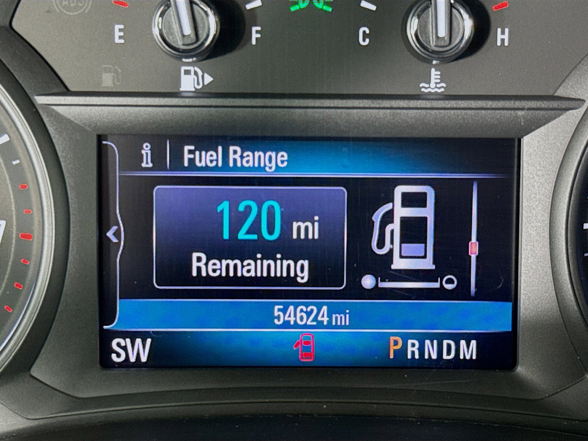 Used 2022 Buick Encore Preferred w/ Safety Package AWD/4WD image 15