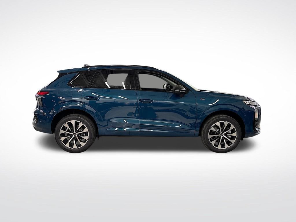 New 2026 Audi Q3 quattro 2.0T AWD/4WD image 6
