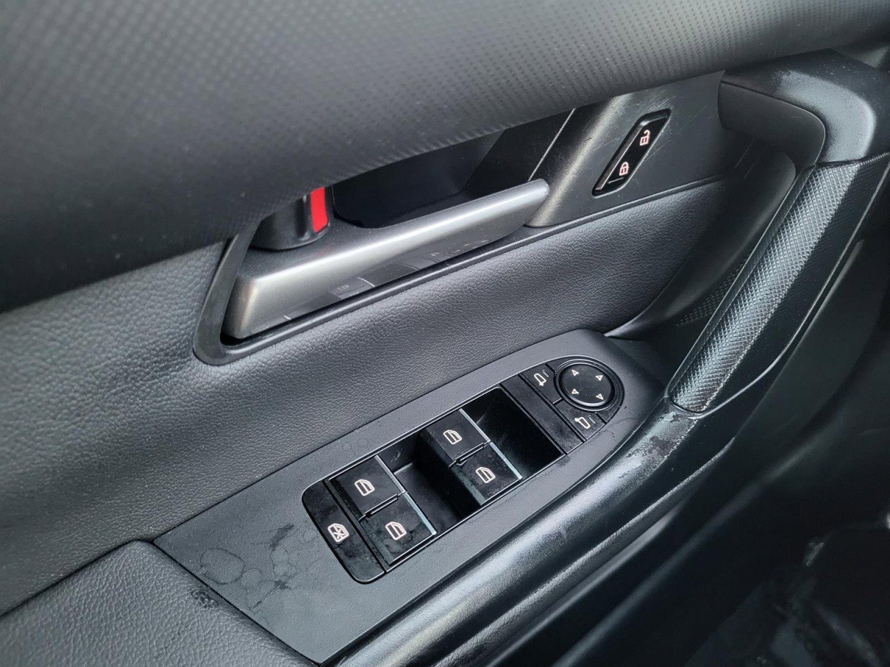 Used 2025 MAZDA CX-50 AWD 2.5 S w/ Preferred Package image 26