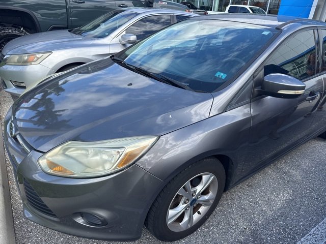 Used 2014 Ford Focus SE w/ SE Winter Package
