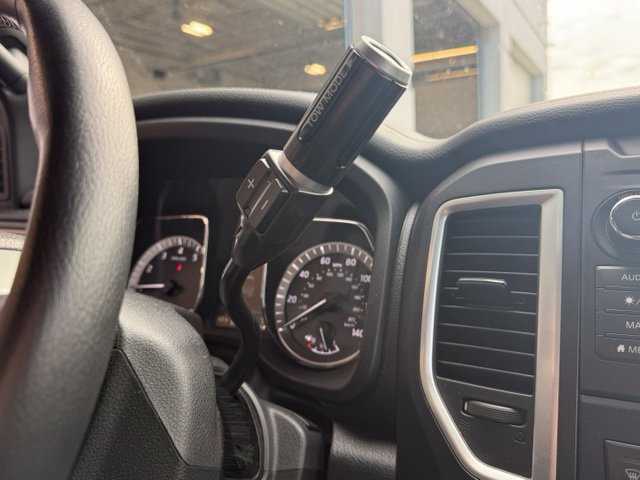 Used 2019 Nissan Titan SV w/ SV Convenience Package AWD/4WD image 23