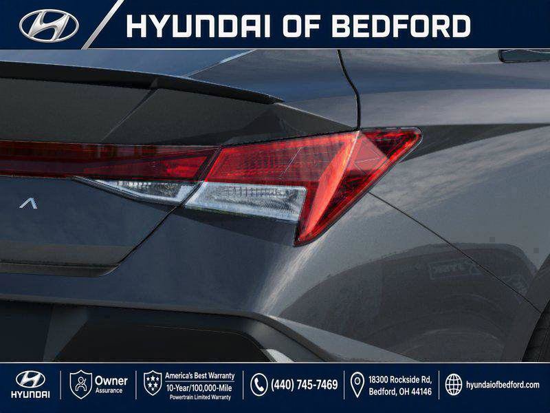 New 2026 Hyundai Elantra SEL Sport FWD image 3