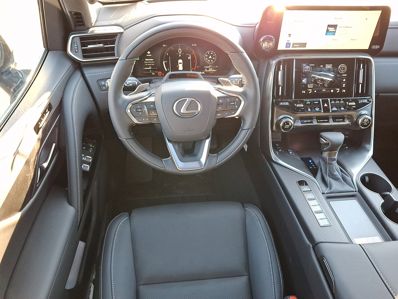 New 2026 Lexus LX 600 4WD w/ Luxury Package image 7