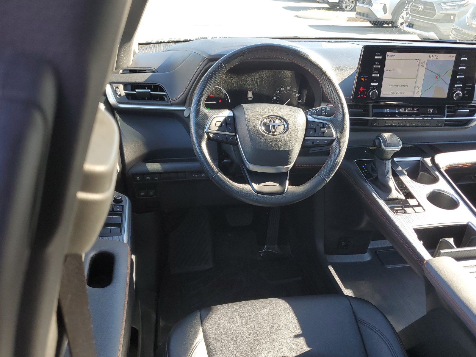 Certified 2024 Toyota Sienna XSE w/ XSE Plus Package FWD image 10