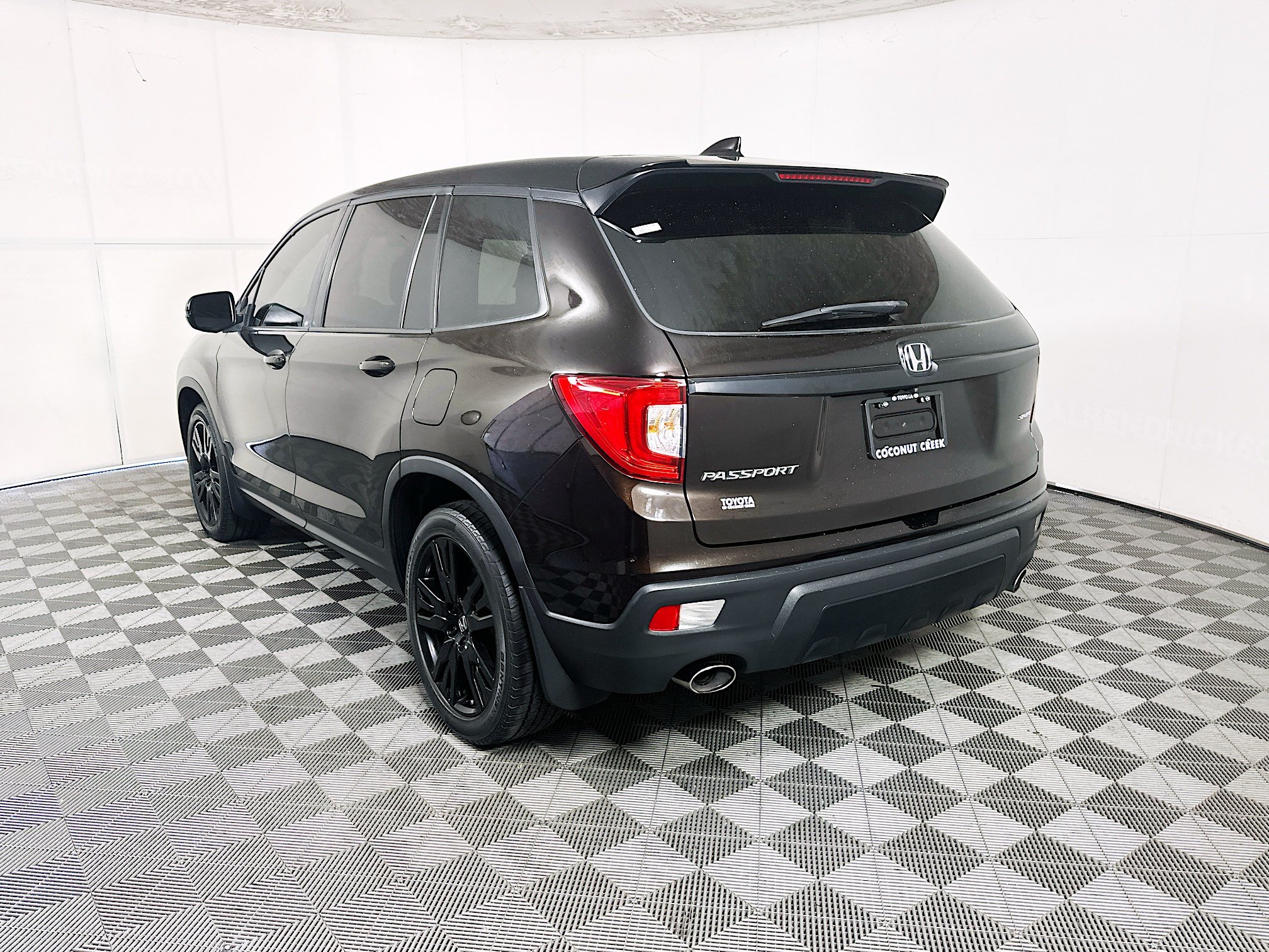 Used 2021 Honda Passport Sport image 5