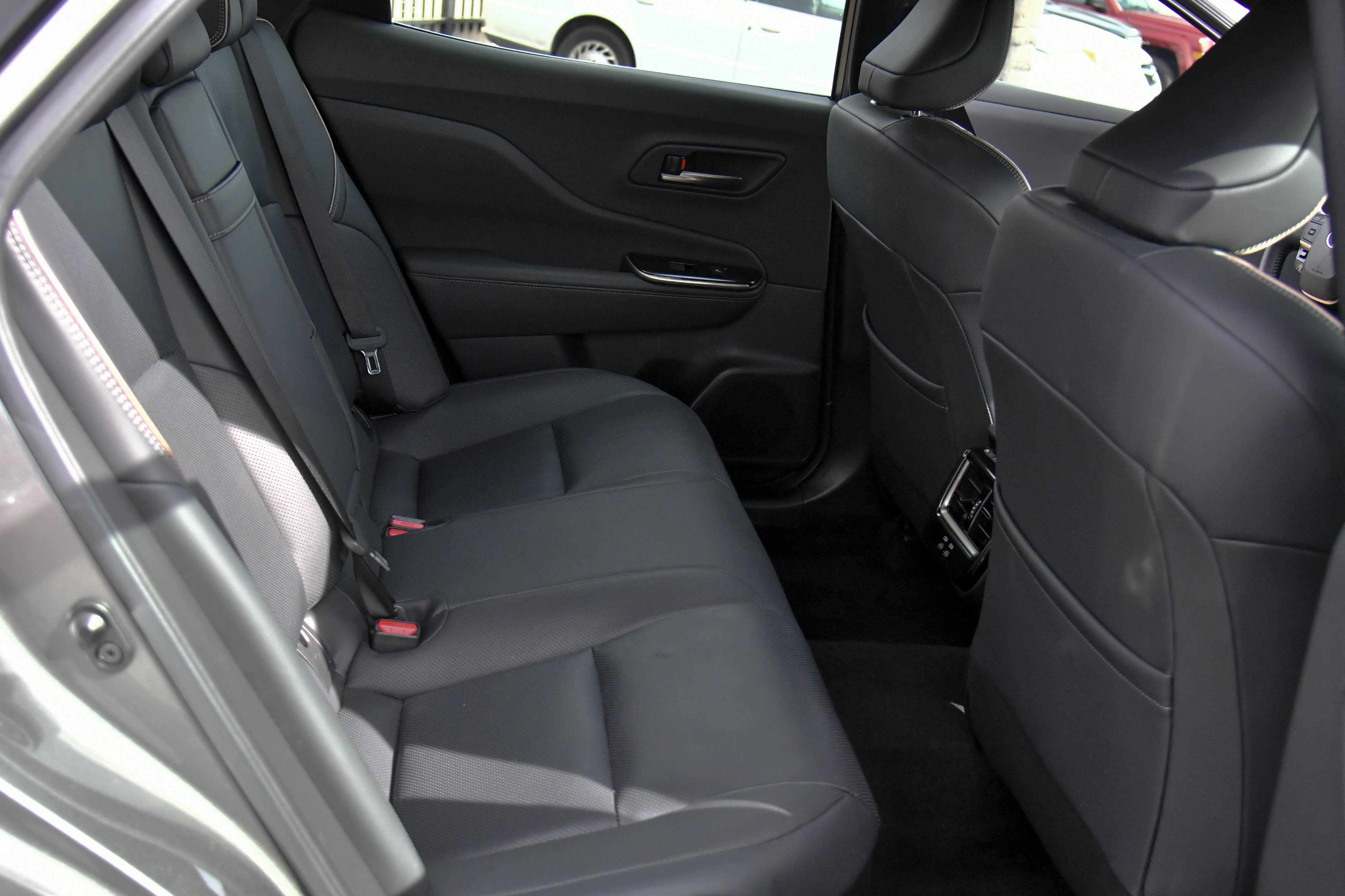 Used 2025 Toyota Crown image 46