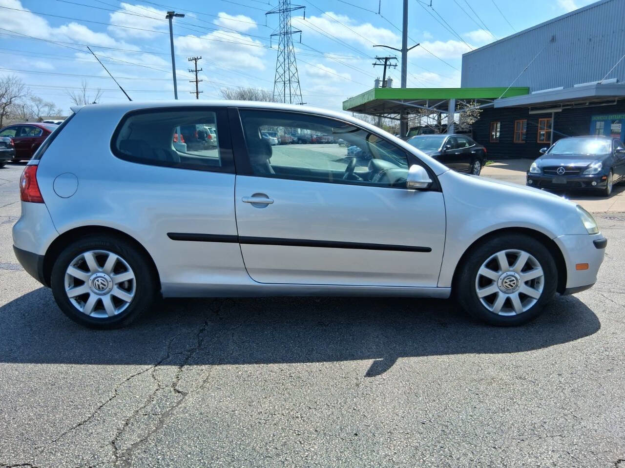 Used 2009 Volkswagen Rabbit S image 6