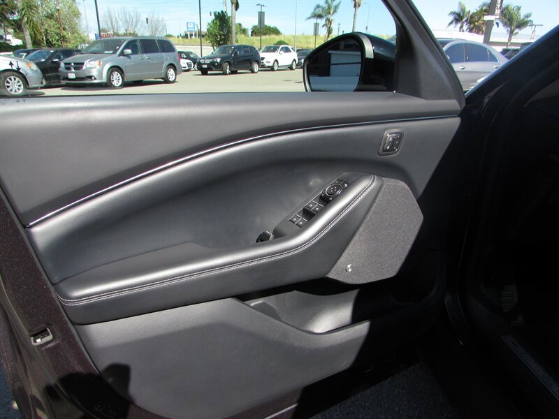 Used 2022 Ford Mustang Mach-E Premium RWD image 5