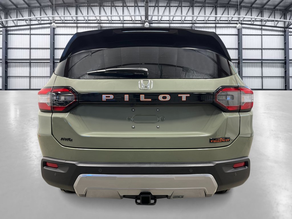 New 2026 Honda Pilot TrailSport image 4