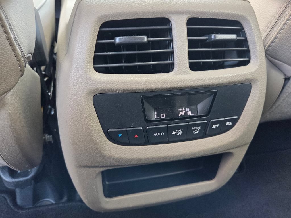 Used 2017 Honda Pilot EX-L image 7