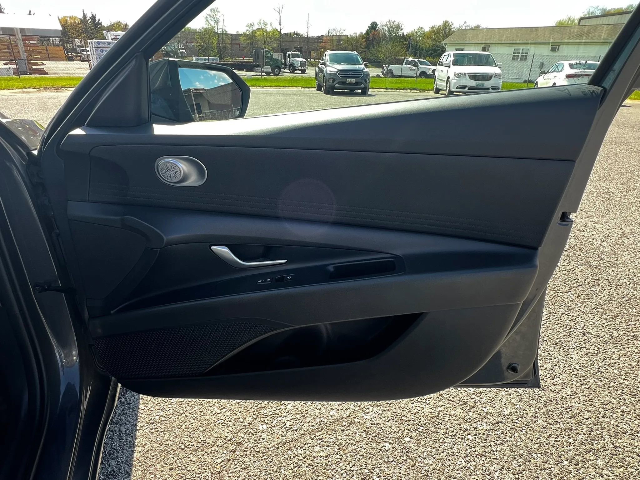 Used 2024 Hyundai Elantra SEL image 18