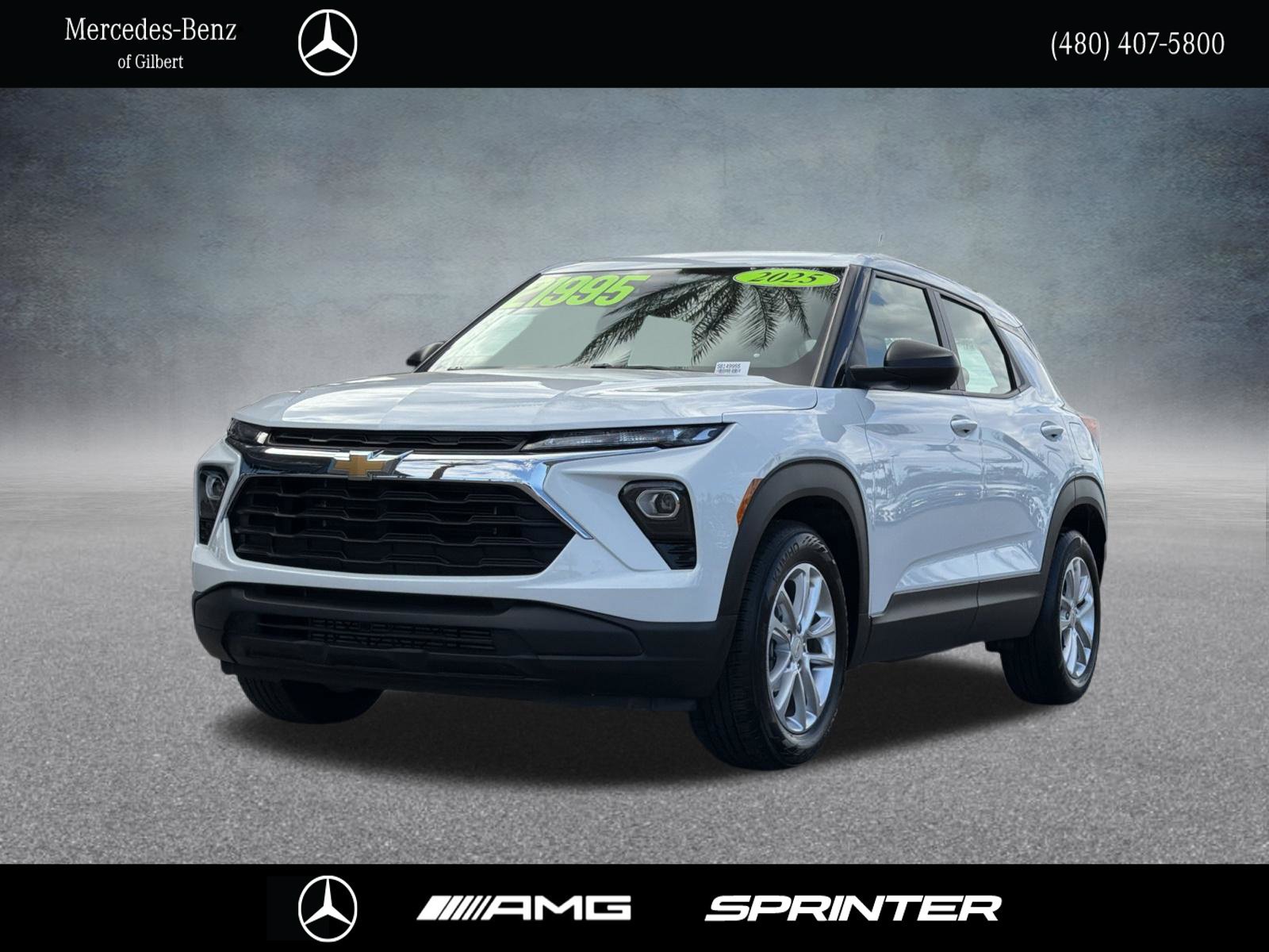 Used 2025 Chevrolet TrailBlazer LS FWD image 1
