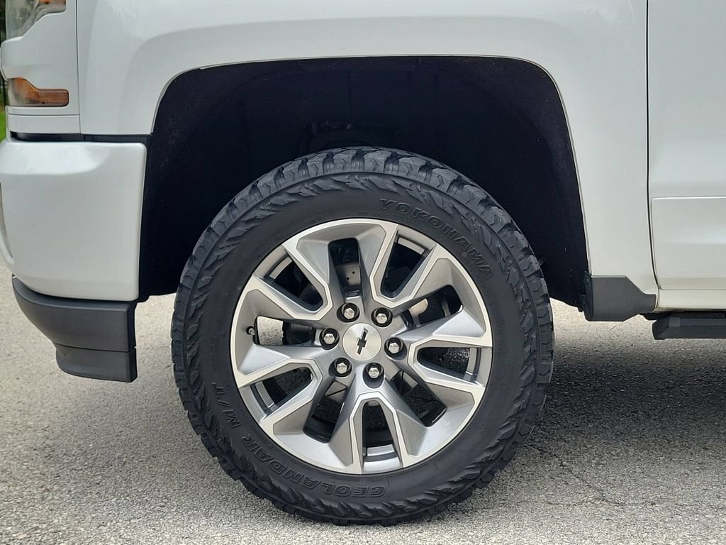 Used 2016 Chevrolet Silverado 1500 LT w/ All Star Edition AWD/4WD image 6