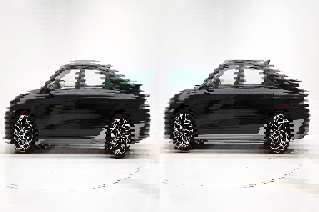 Used 2023 Hyundai Ioniq 6 SEL image 6