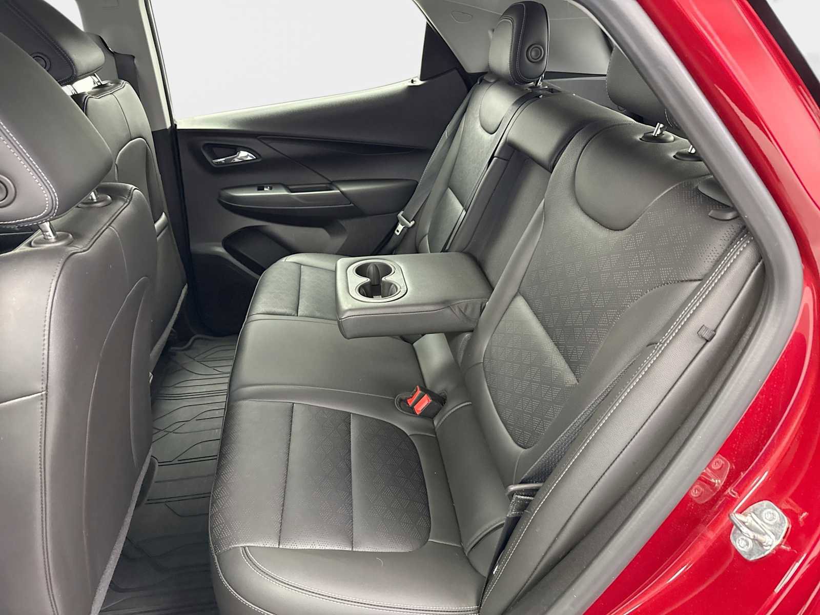 Used 2023 Chevrolet Bolt LT w/ Infotainment Package FWD image 24