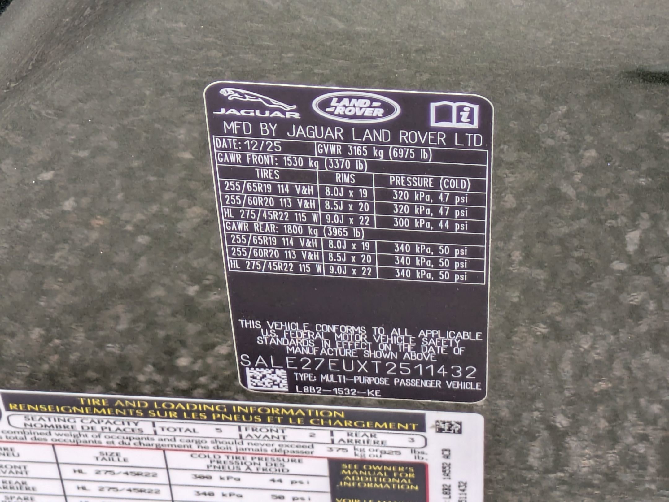 New 2026 Land Rover Defender 110 X-Dynamic SE image 35