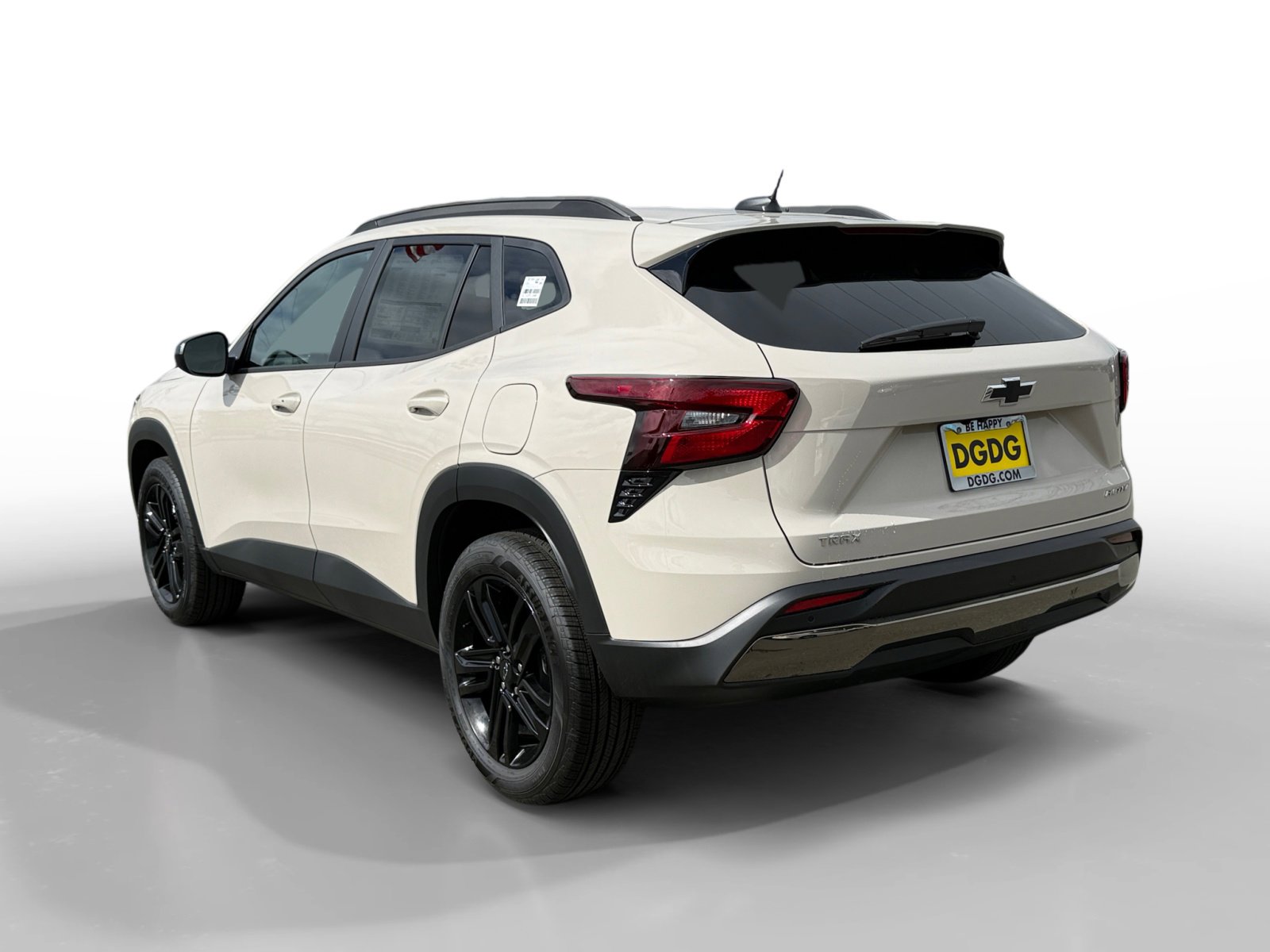 New 2026 Chevrolet Trax ACTIV w/ Sunroof Package FWD image 3