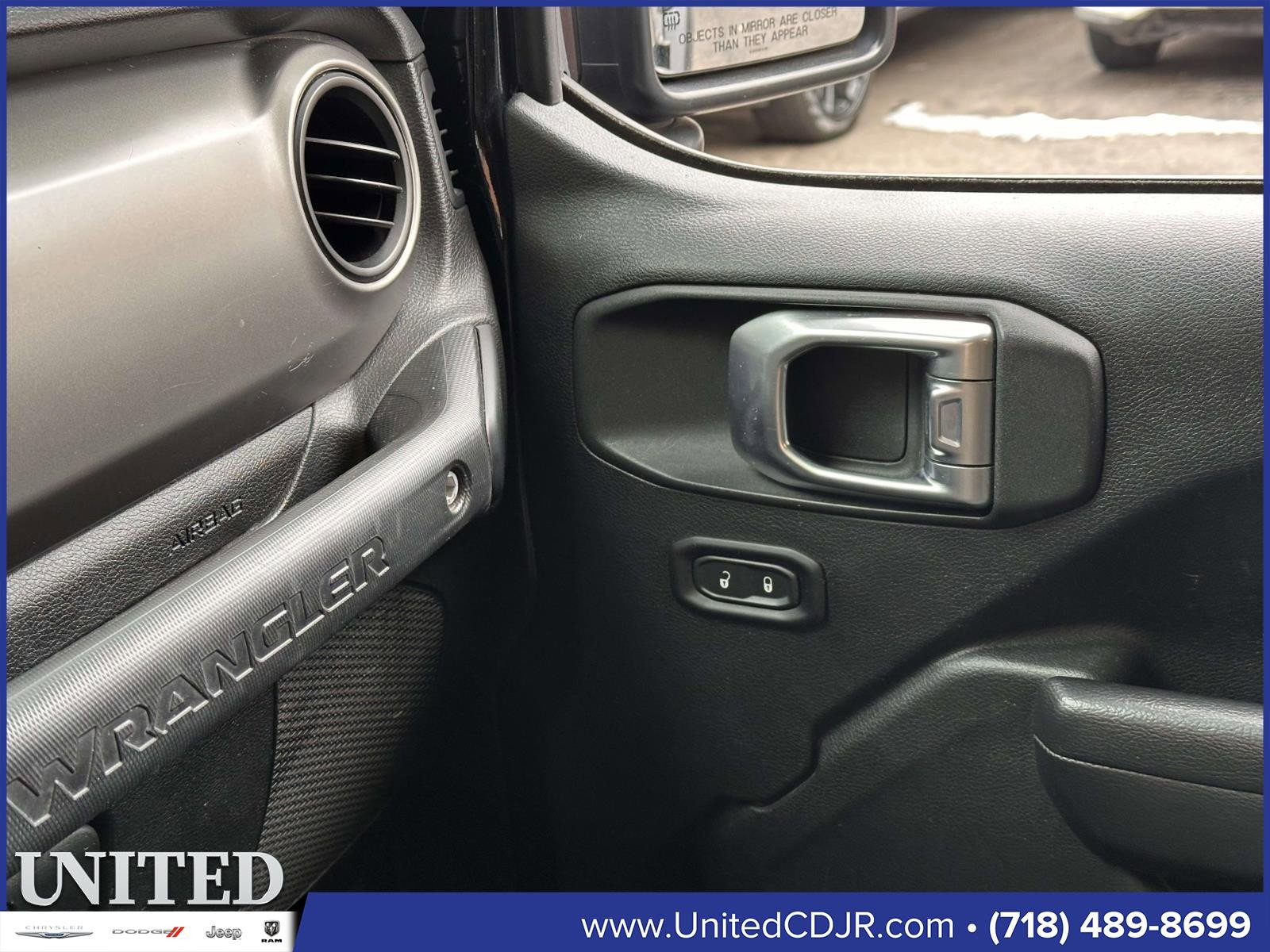 Used 2019 Jeep Wrangler Unlimited Sport S image 27