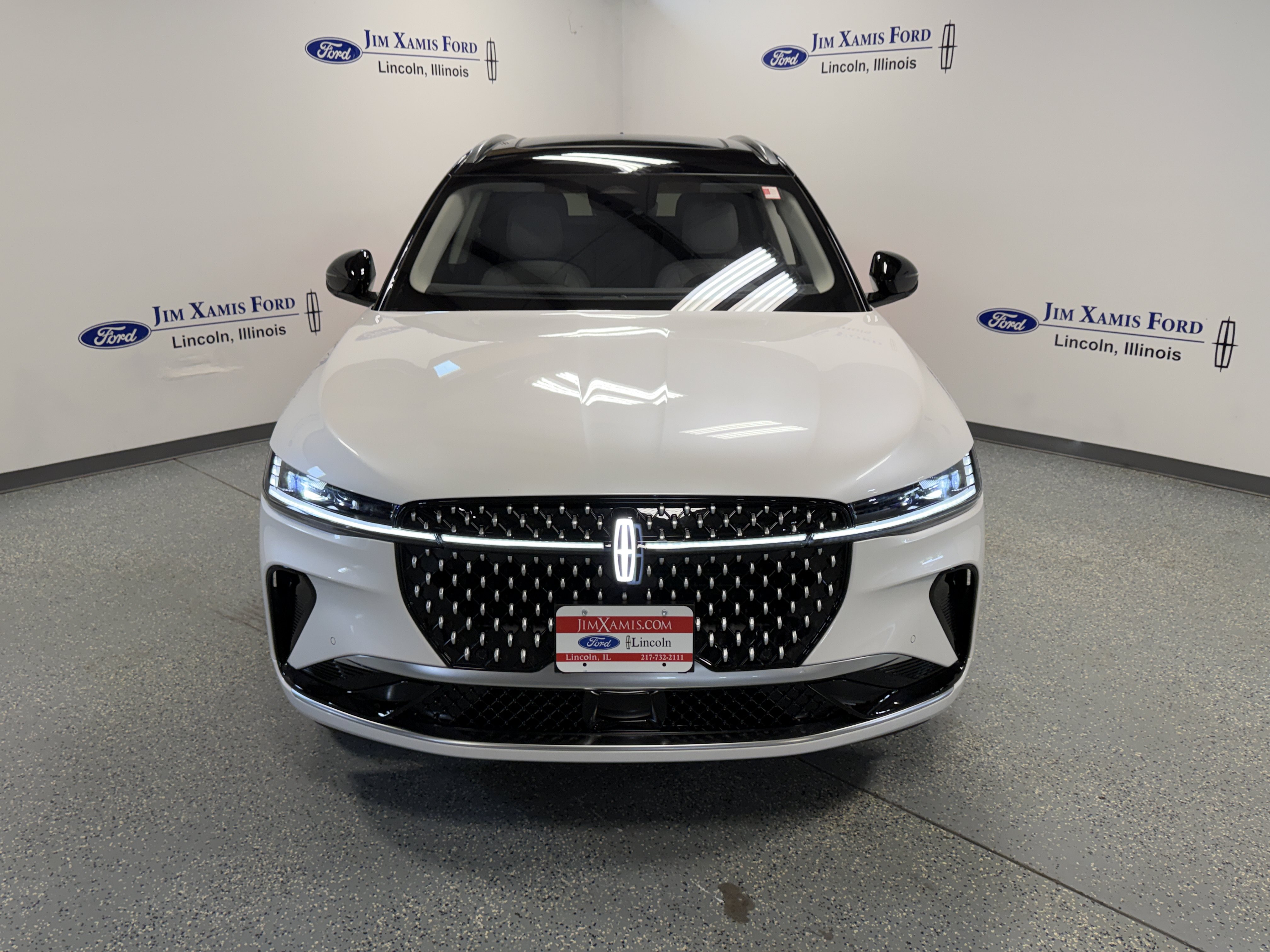 New 2026 Lincoln Nautilus Reserve AWD/4WD image 2