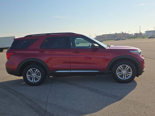 Used 2022 Ford Explorer XLT AWD/4WD image 14