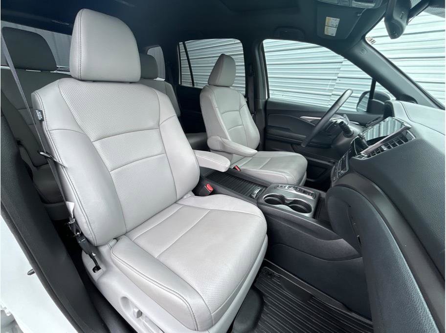 Used 2022 Honda Passport EX-L image 4