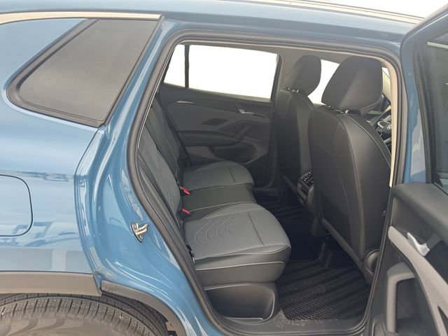 Used 2026 Volkswagen Tiguan SE FWD image 20