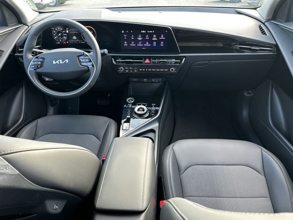 New 2026 Kia Niro Wind FWD image 16