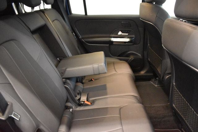 New 2026 Mercedes-Benz GLB 250 4MATIC image 17