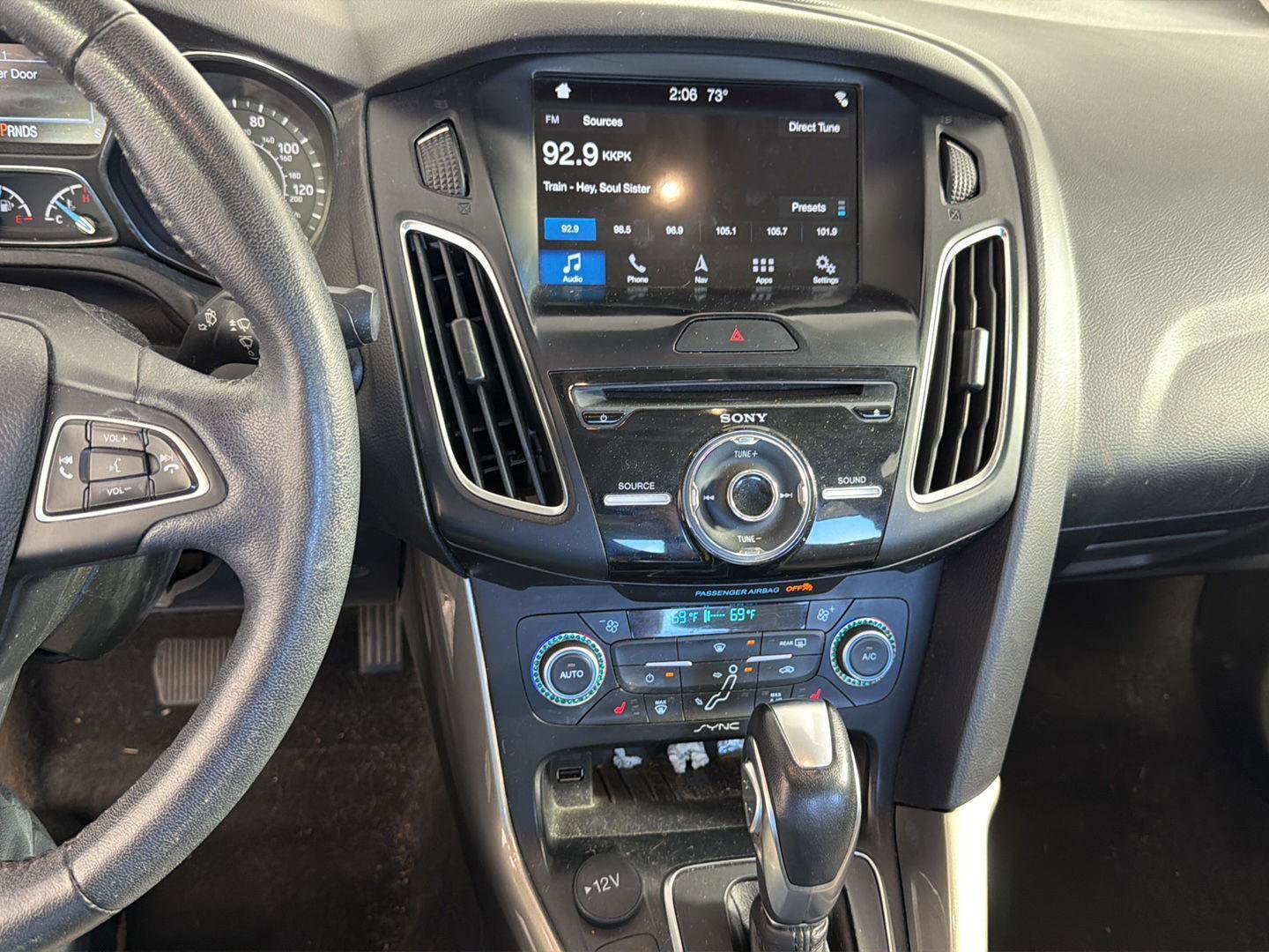 Used 2018 Ford Focus Titanium FWD image 7