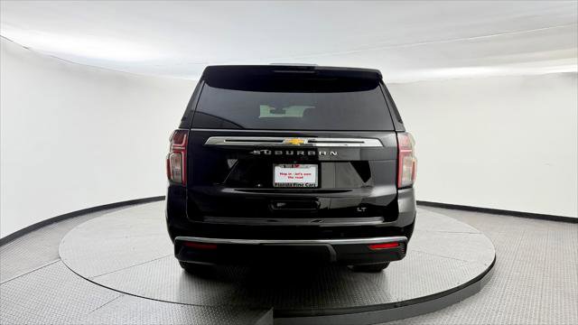 Used 2021 Chevrolet Suburban LT RWD image 7
