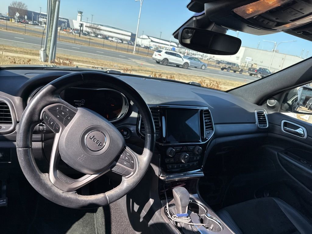 Used 2020 Jeep Grand Cherokee Altitude image 7