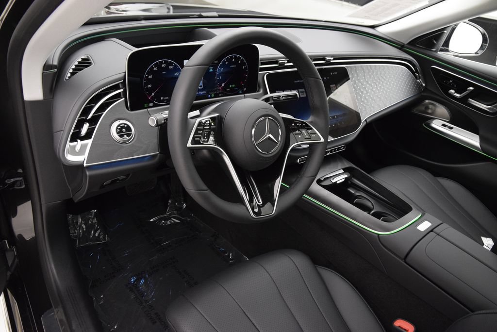 Used 2026 Mercedes-Benz E 350 4MATIC Sedan image 21