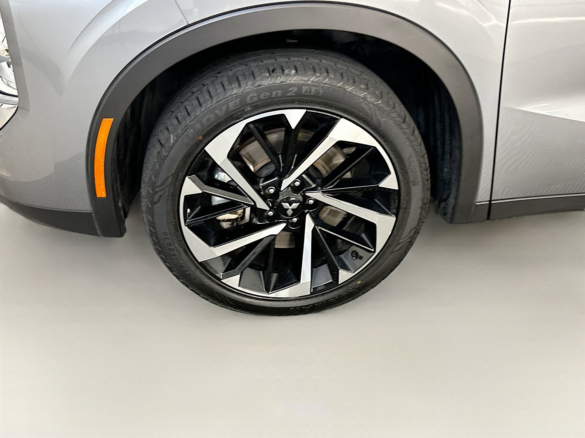 Used 2024 Mitsubishi Outlander SE image 11