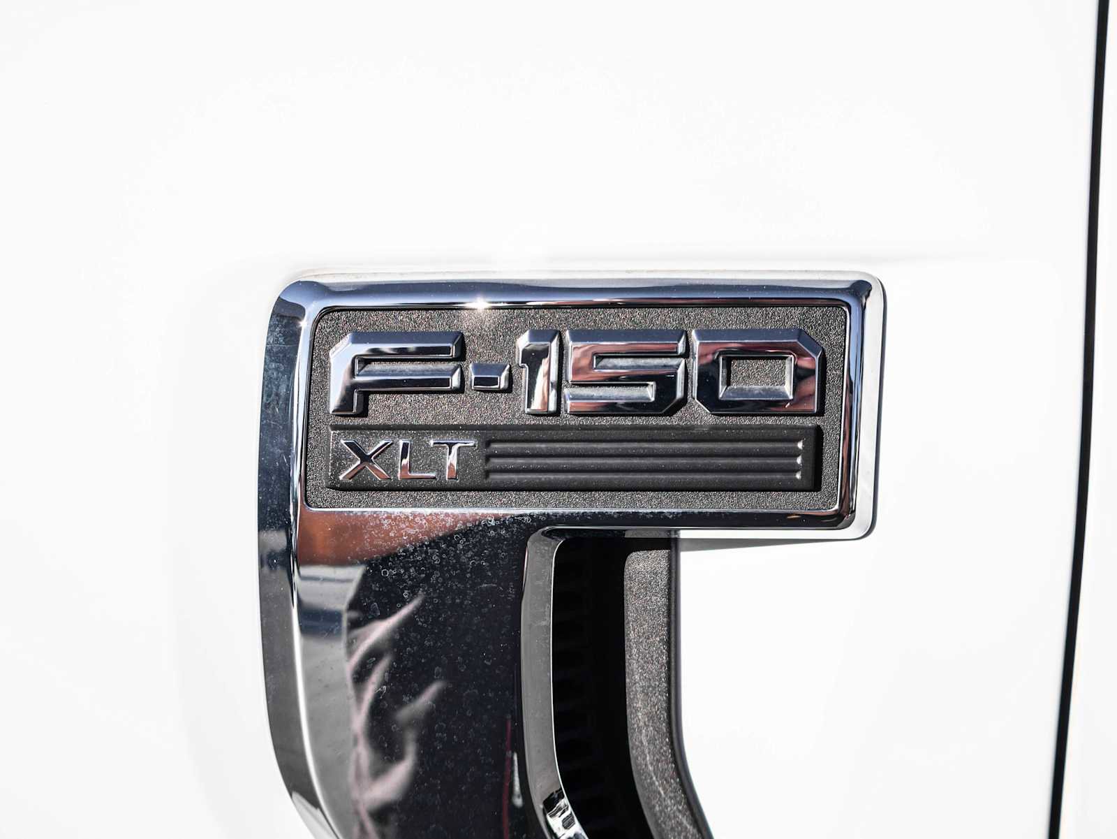 Used 2022 Ford F150 XLT w/ Equipment Group 301A Mid image 7