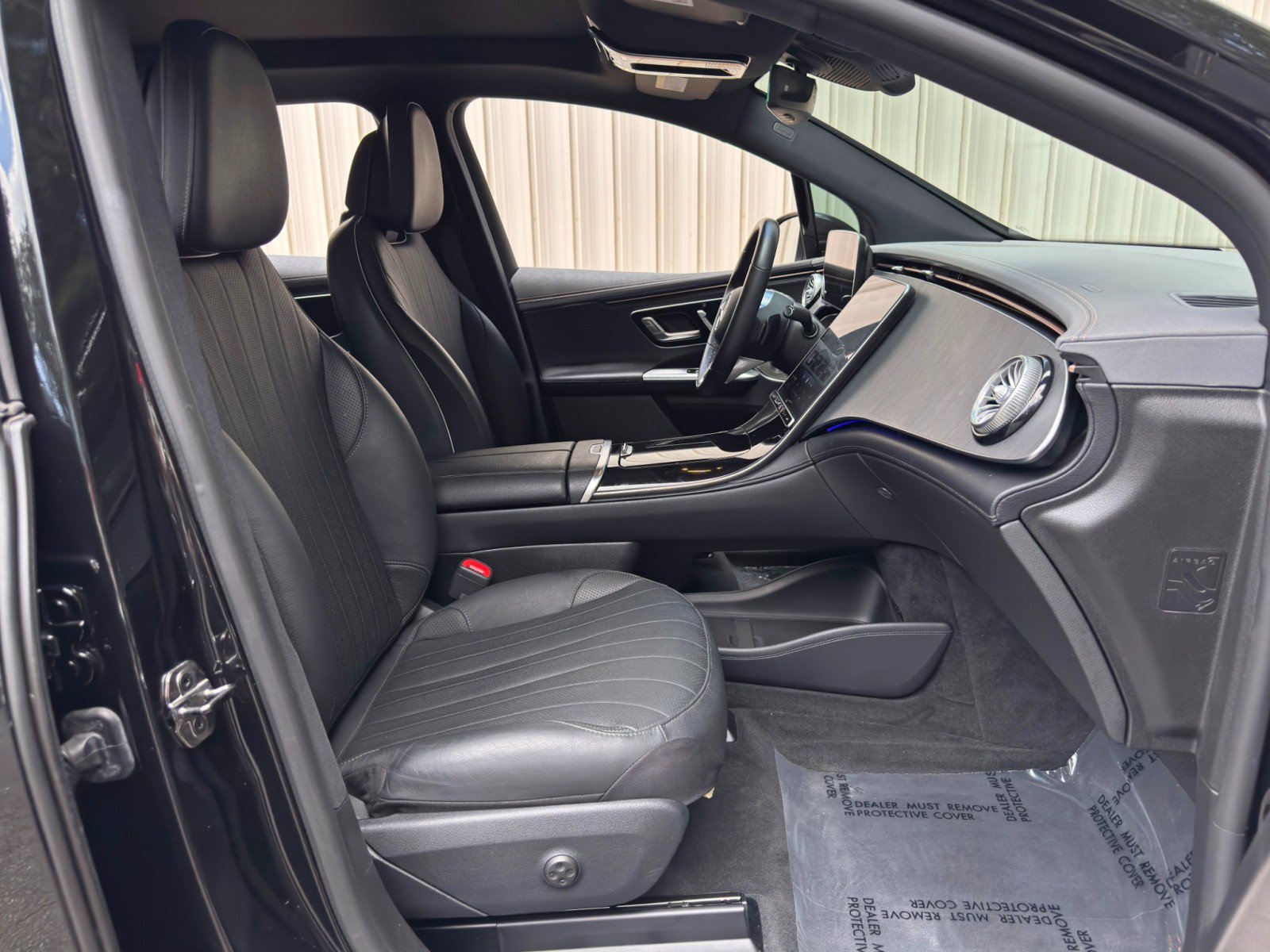 Used 2023 Mercedes-Benz EQE 500 4MATIC SUV image 15