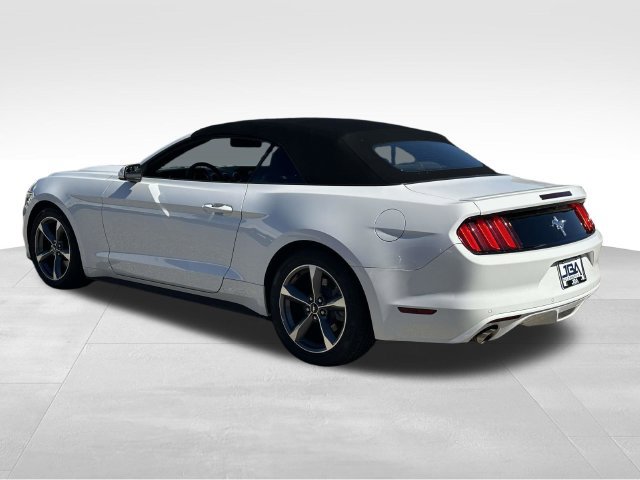 Used 2015 Ford Mustang Convertible w/ Equipment Group 051A RWD image 26