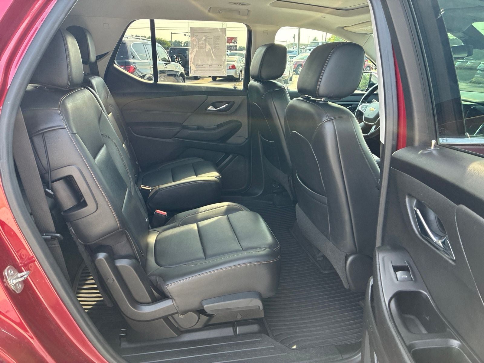 Used 2020 Chevrolet Traverse Premier AWD/4WD image 23