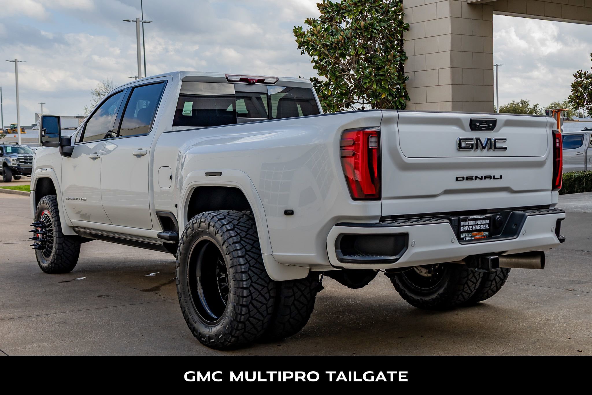 Used 2024 GMC Sierra 3500 Denali Ultimate image 7