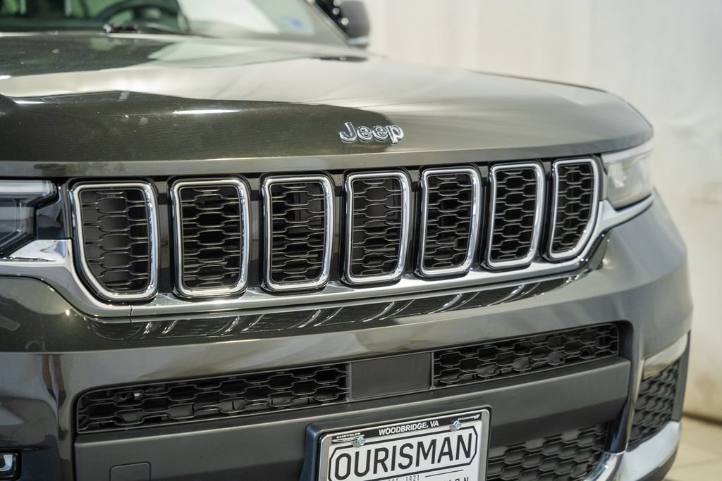 Certified 2023 Jeep Grand Cherokee L Limited AWD/4WD image 12