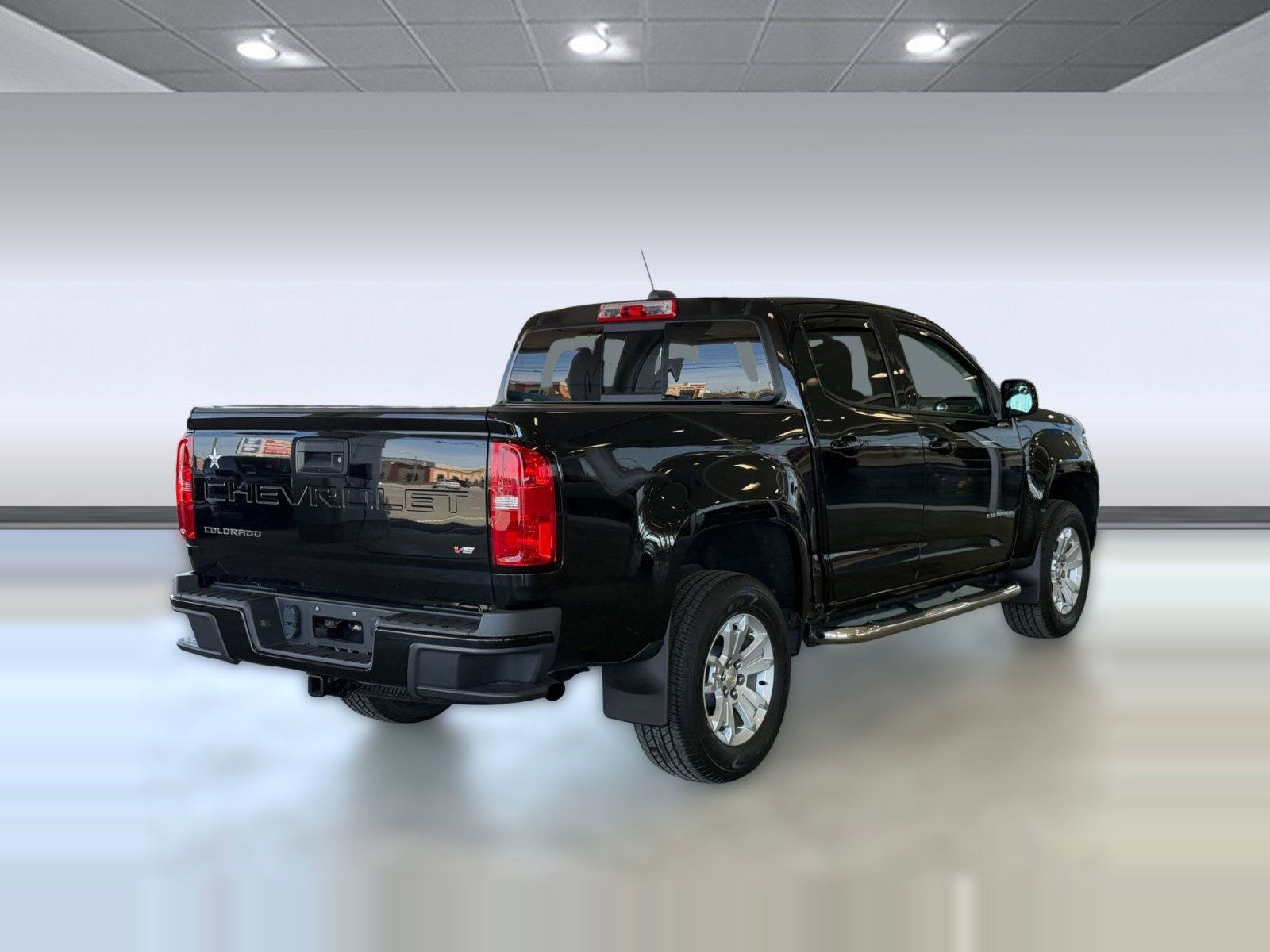 Used 2022 Chevrolet Colorado LT w/ LT Convenience Package image 9