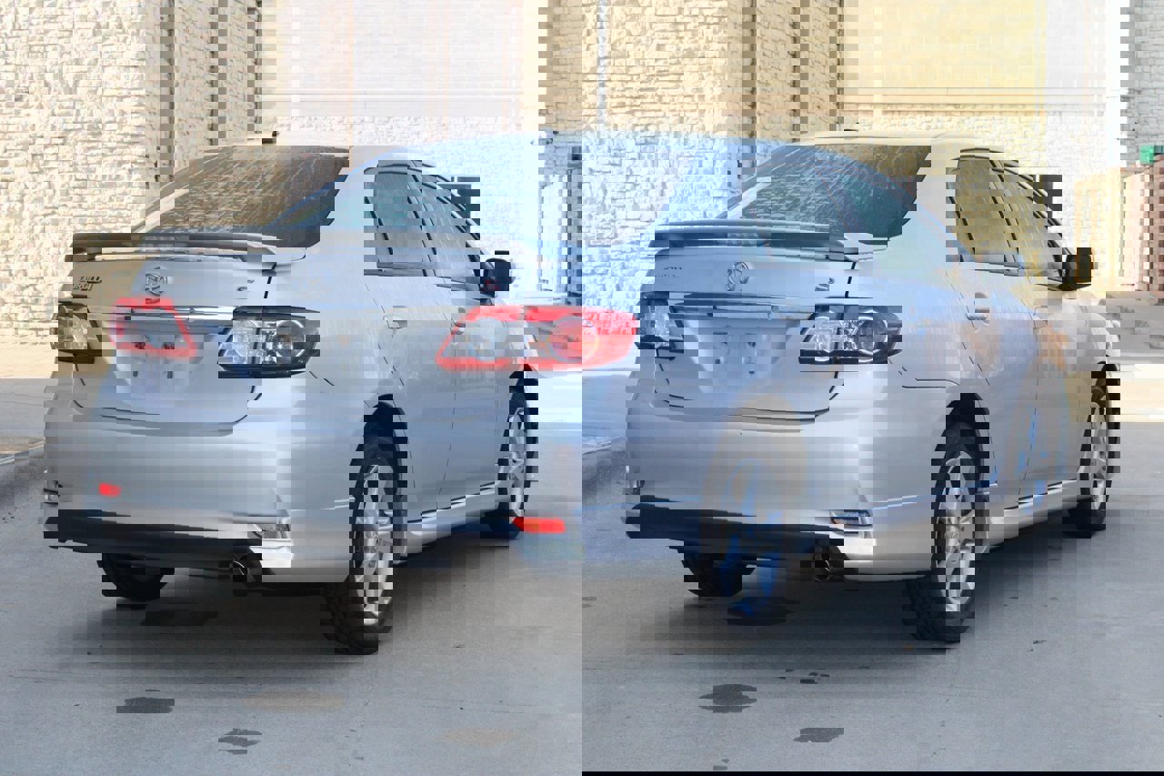 Used 2012 Toyota Corolla S image 3