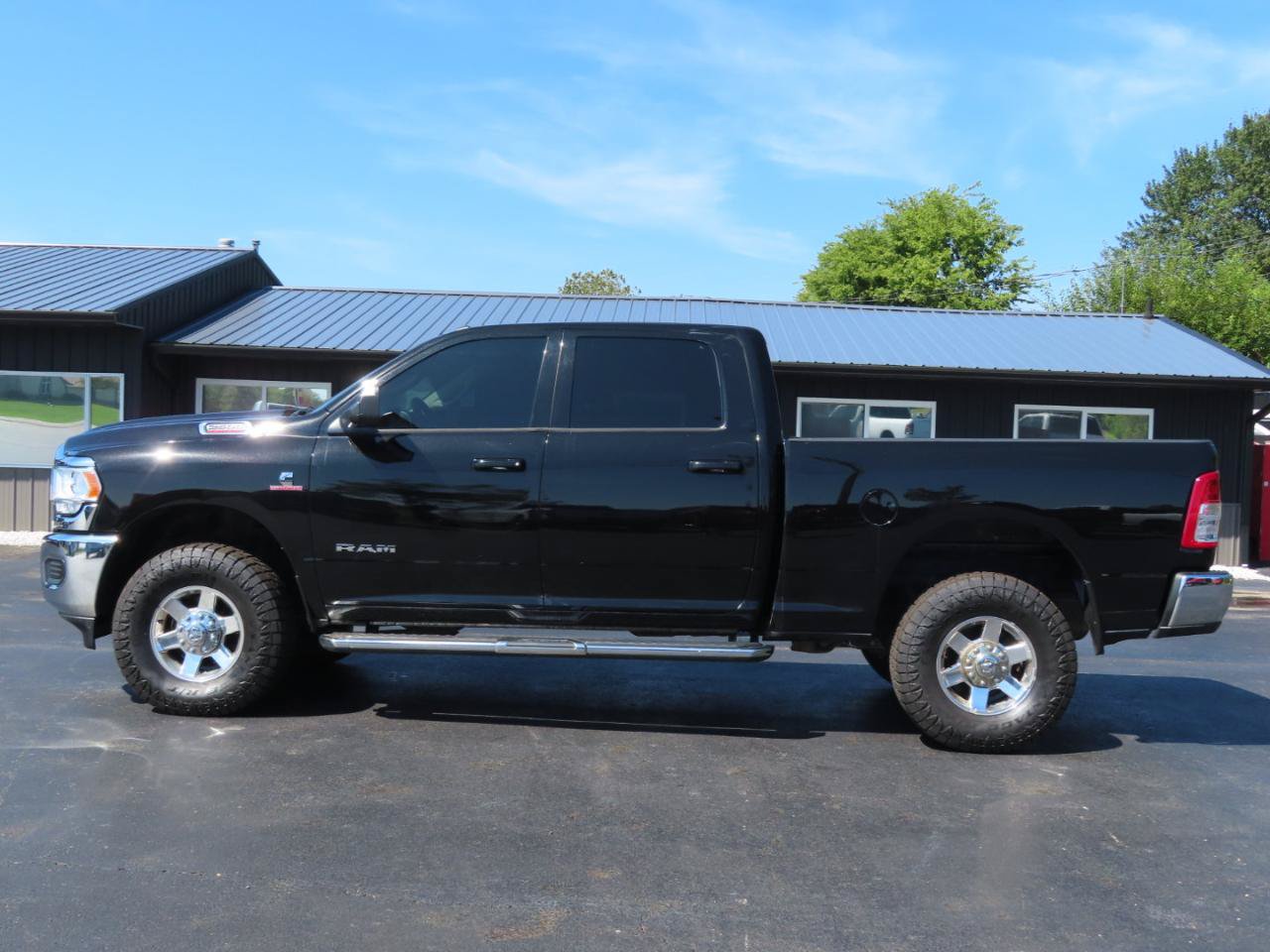 Used 2020 RAM 2500 Big Horn AWD/4WD image 3