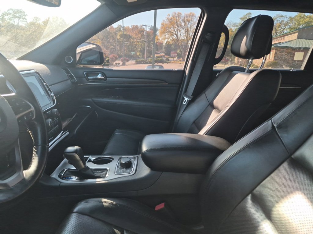 Used 2020 Jeep Grand Cherokee High Altitude AWD/4WD image 2