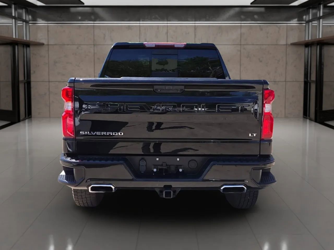 Used 2023 Chevrolet Silverado 1500 LT Trail Boss w/ Convenience Package II AWD/4WD image 9