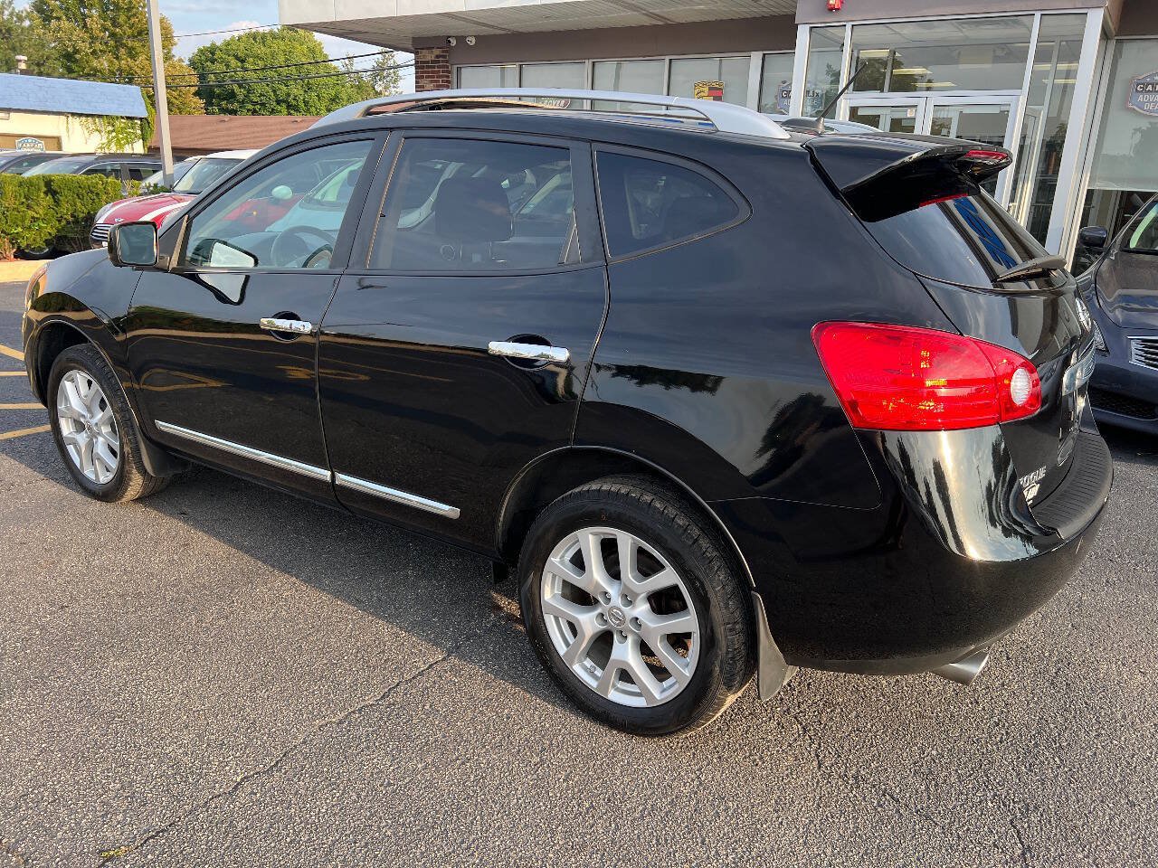 Used 2012 Nissan Rogue SL AWD/4WD image 12