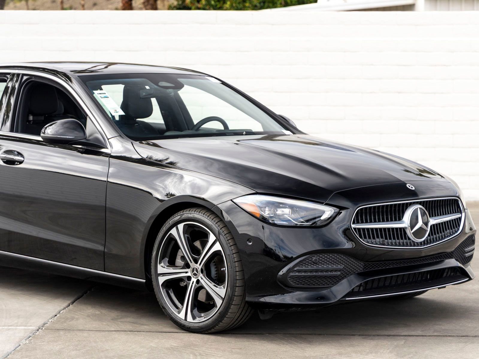 Used 2025 Mercedes-Benz C 300 Sedan image 3