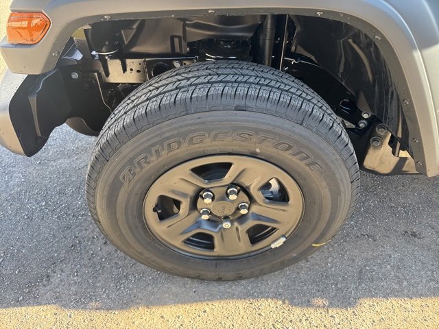 New 2026 Jeep Gladiator Sport image 7