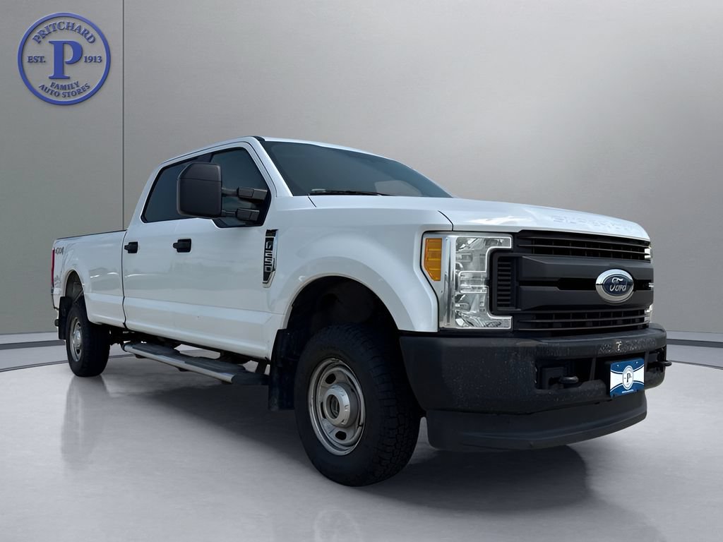 Used 2017 Ford F250 XL AWD/4WD image 1