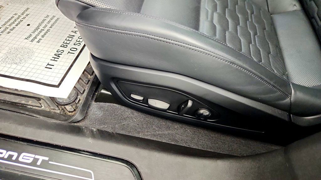 Used 2022 Audi e-tron GT Prestige w/ Prestige Package image 12