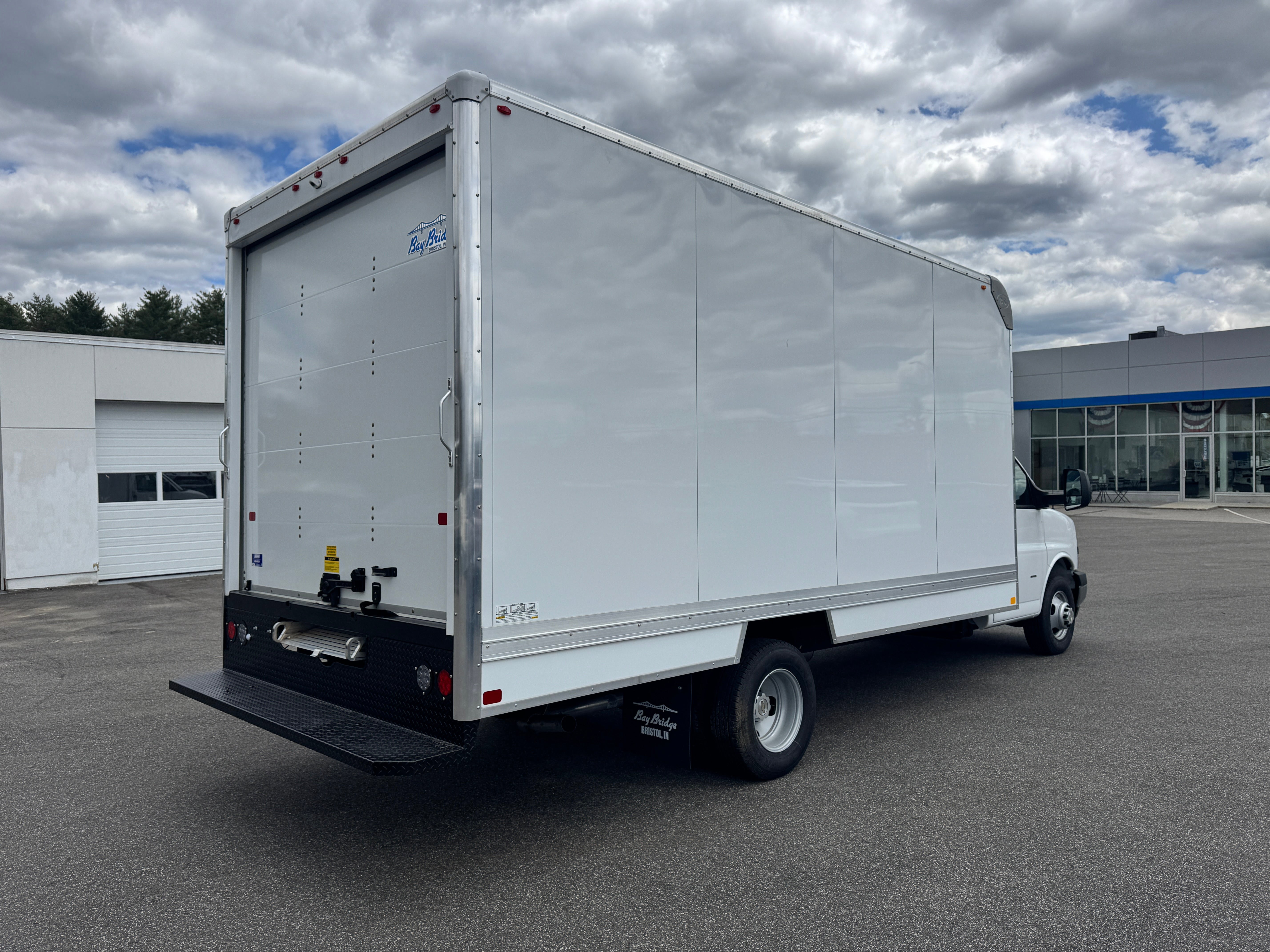 New 2025 Chevrolet Express 3500 w/ Power Convenience Package RWD image 3